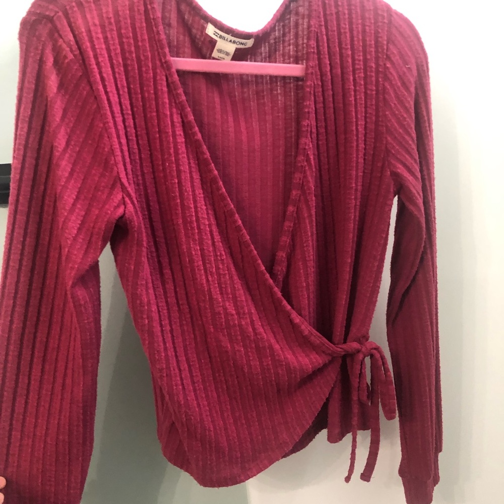 Pinkish/red billabong sweater